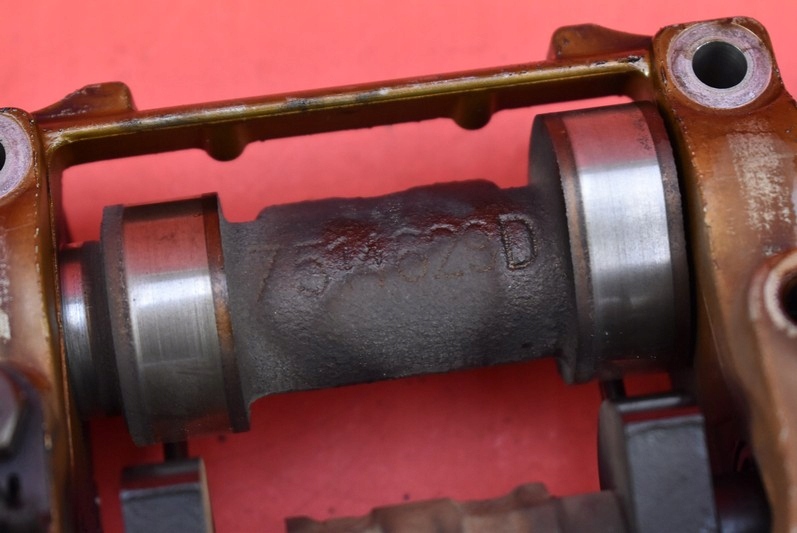 Вал розподільного валу основа вала mimośrodowego 7514629d 7506169 bmw e65 3.6 v8 Ціна