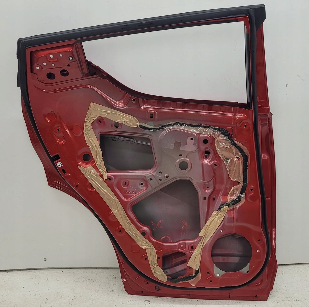 фото №12, Toyota c-hr chr 16+ дверь задняя задние левая fv