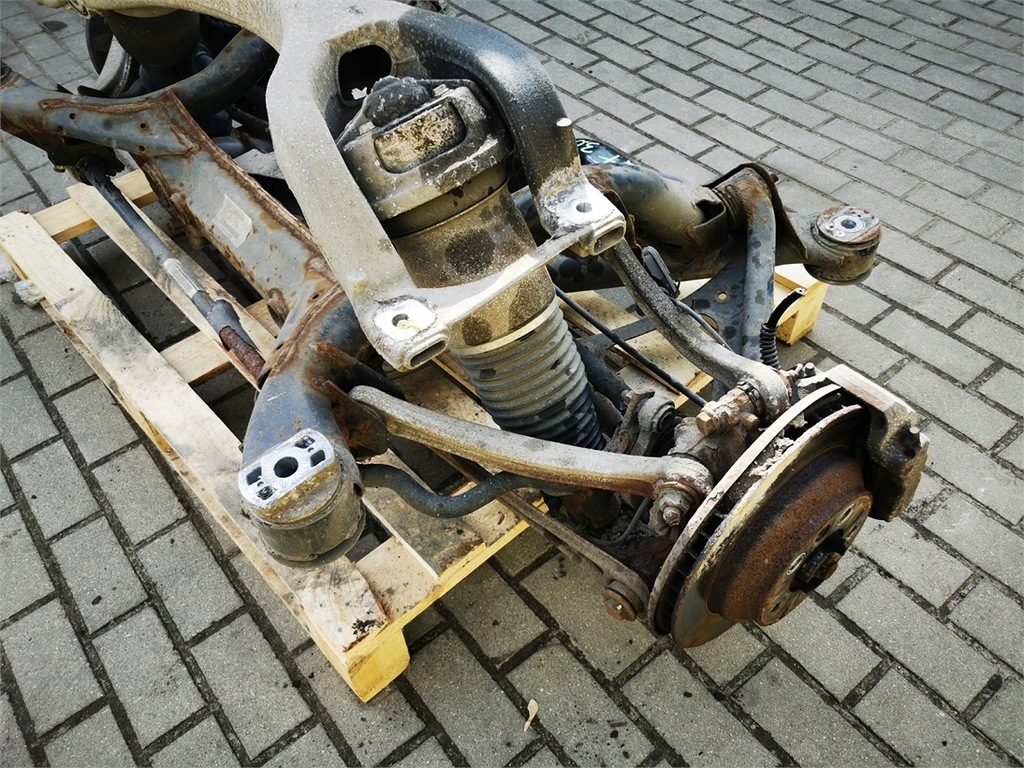 фото №6, Audi q7 4l 05-10 3.0 tdi полный подвеска задняя