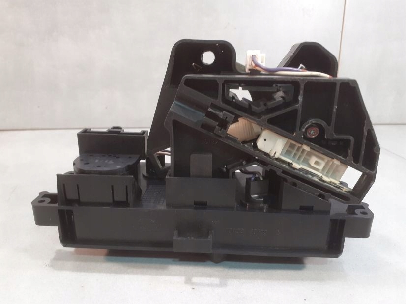 фото №10, Панель обдув nissan micra k11