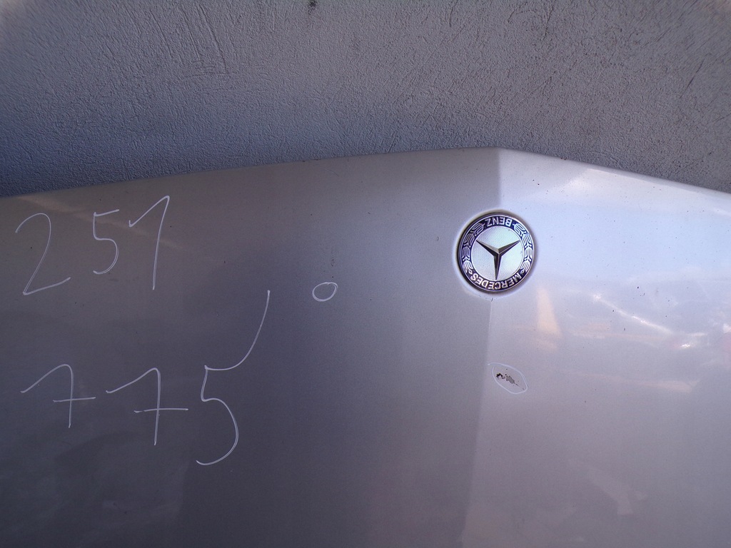 фото №3, Капот кришка двигуна mercedes w251 rklasa lak 775