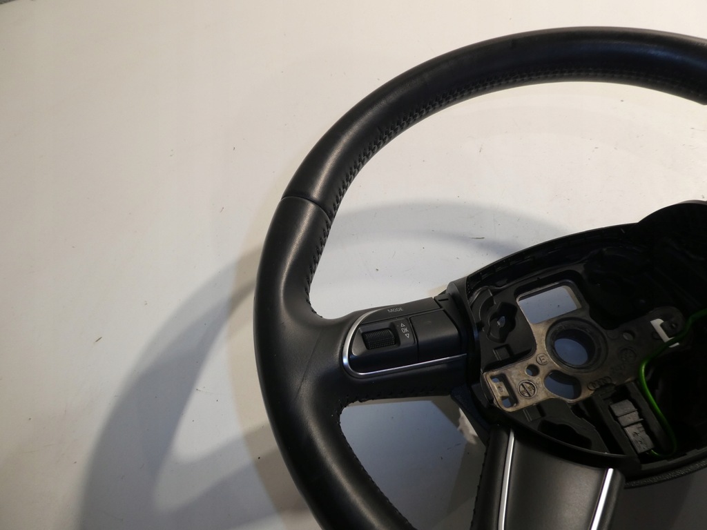 фото №4, Audi q3 8u0 воздуховод кожаный мультифункция