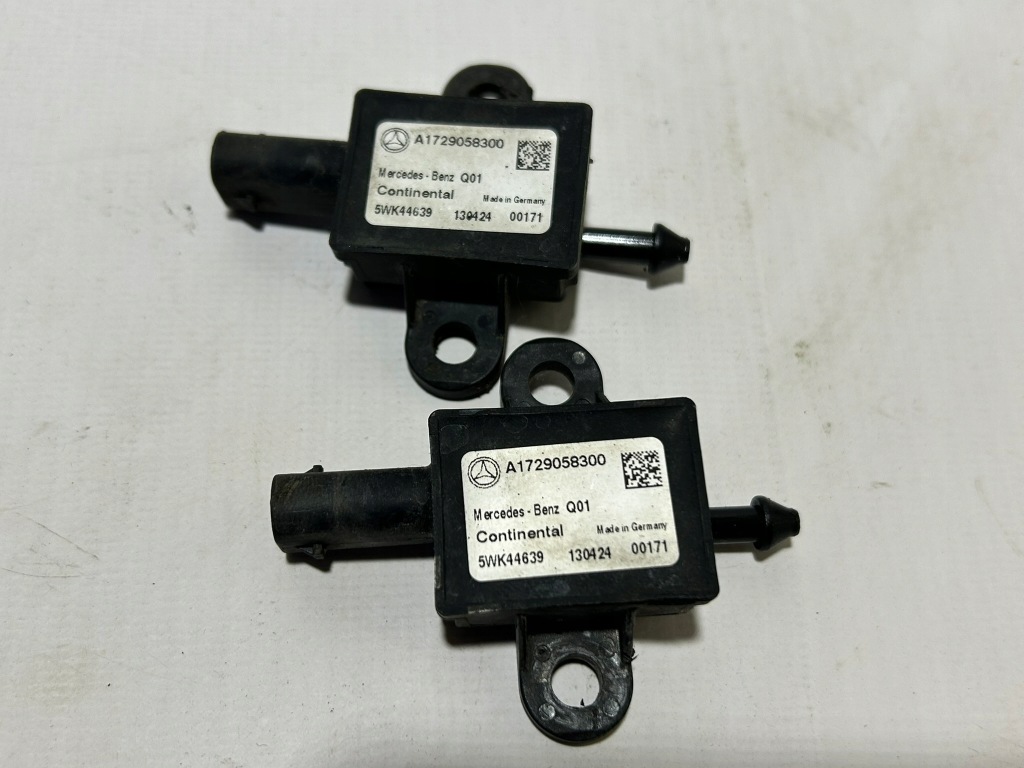 фото №1, Mercedes slk r172 slc w172 датчик ударний 1729058300
