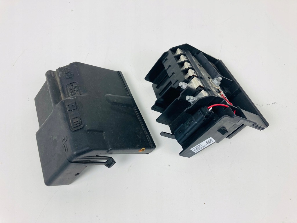 Купить Insignia b предохранитель аккумулятор клемма 39148592