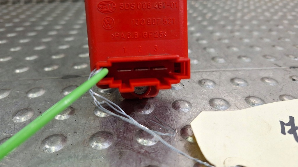 фото №5, Резистор вентилятор 1j0907521 audi tt 8n