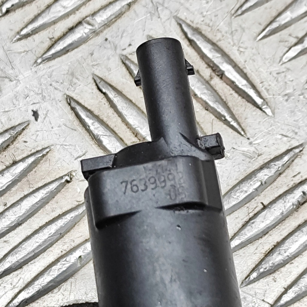 фото №6, Bmw 3 f30 f35 f31 2017 форсунка топлива