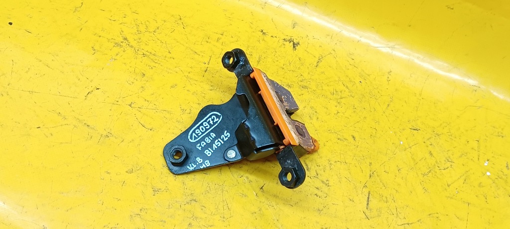 фото №9, Замок нижній кришки fabia i 99-04r hb 6y0827501j