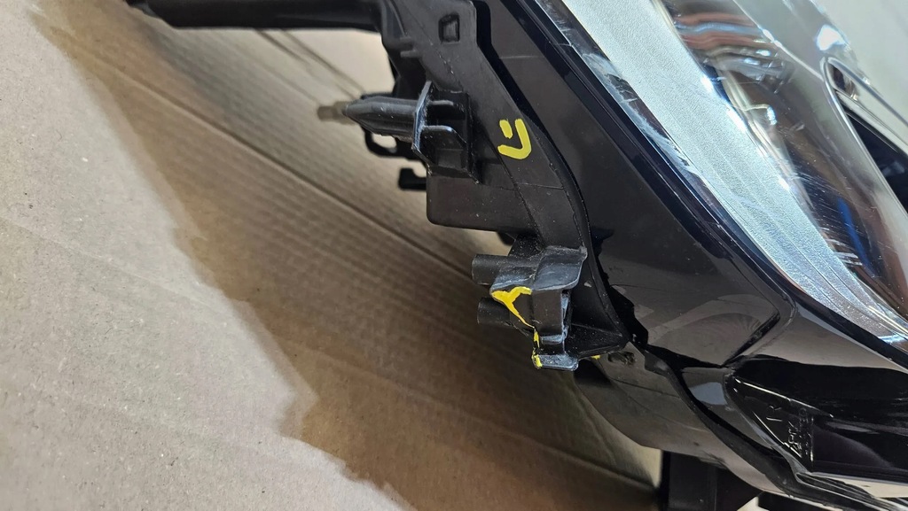 фото №5, Лампа права перед передня renault megane iv звичайна led 260102555r