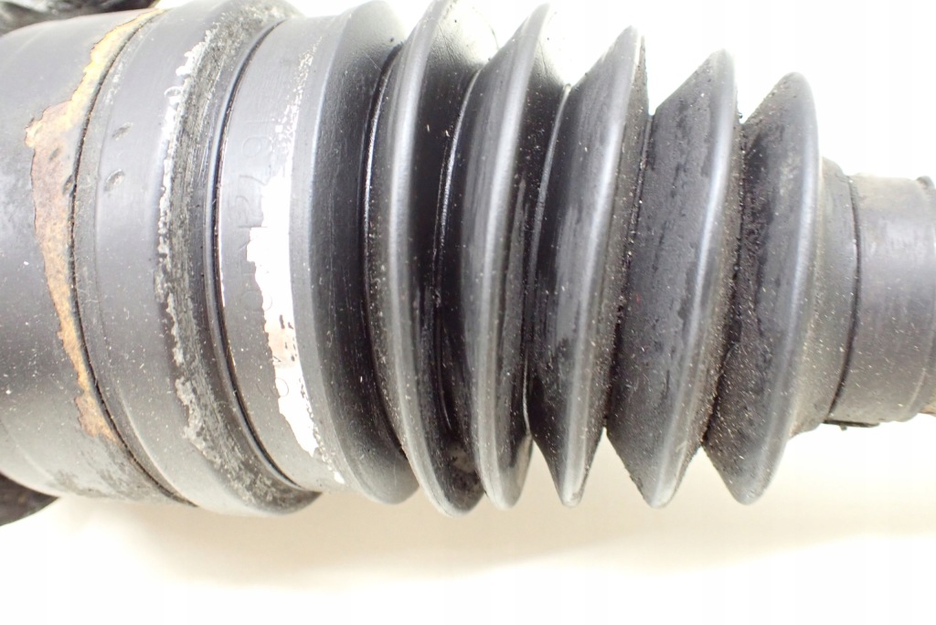 фото №10, Приводной вал правая опора перед mercedes a-klasa w168 1.7cdi 97-04r