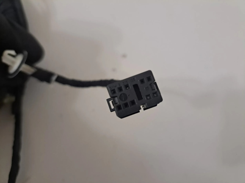 фото №8, Bmw 8 g14 2019 левая сторона проводка трубопровод