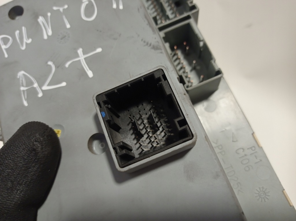 фото №9, Коробка запобіжників fiat punto ii 46798450