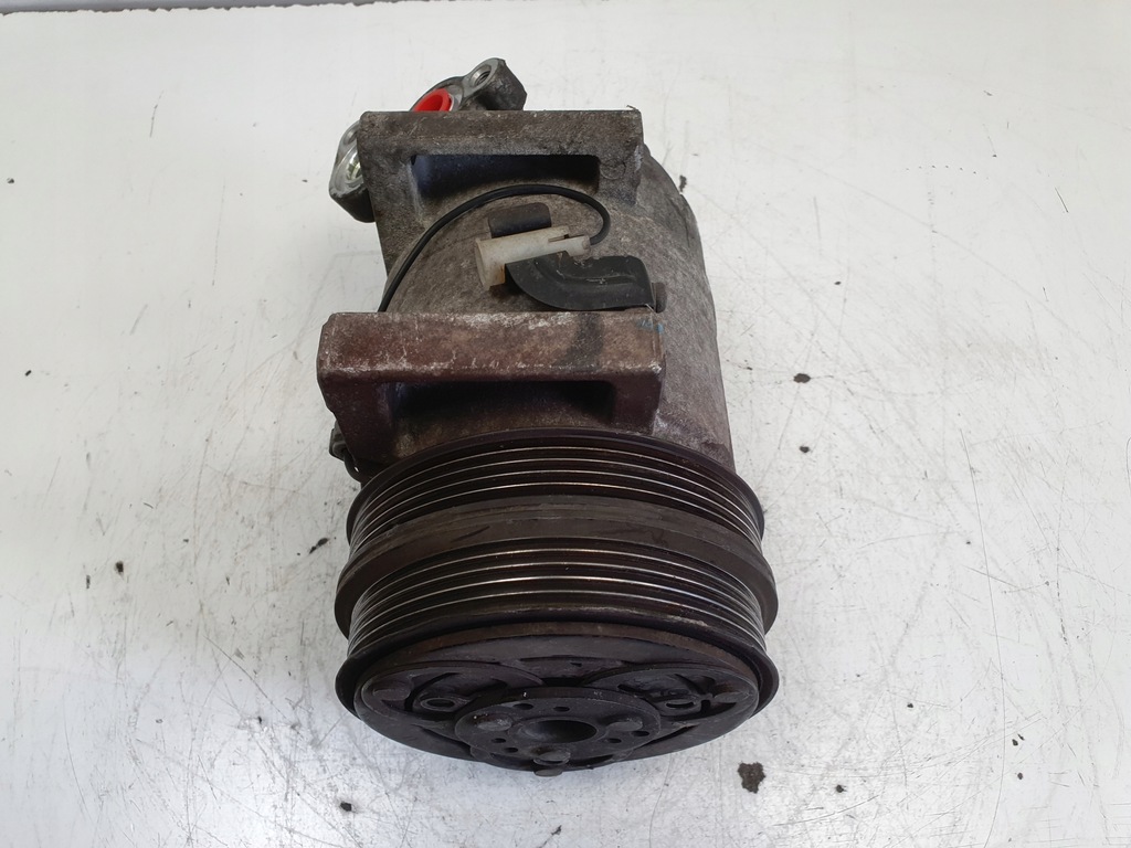 фото №7, Volvo s40 ii v50 2.5 t компрессор кондиционера насос 30780330