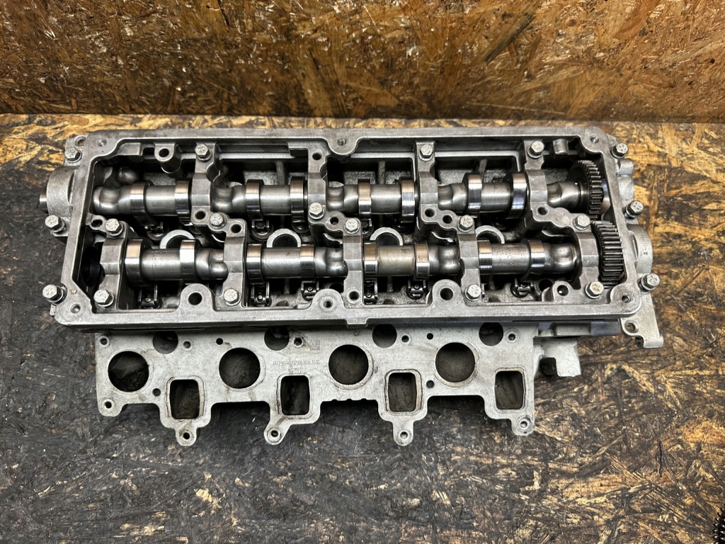 фото №9, Головка комплектная vw transporter t5 t6 2.0 tdi 03l103373g