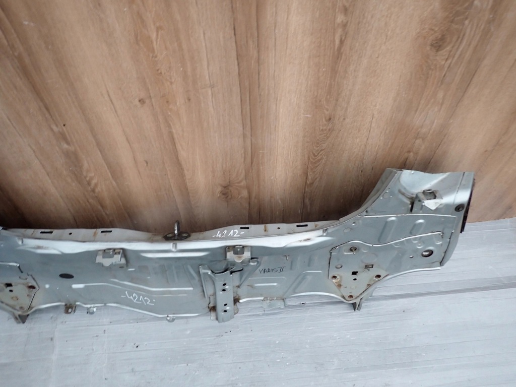 фото №5, Toyota yaris ii 06-11 pas задній