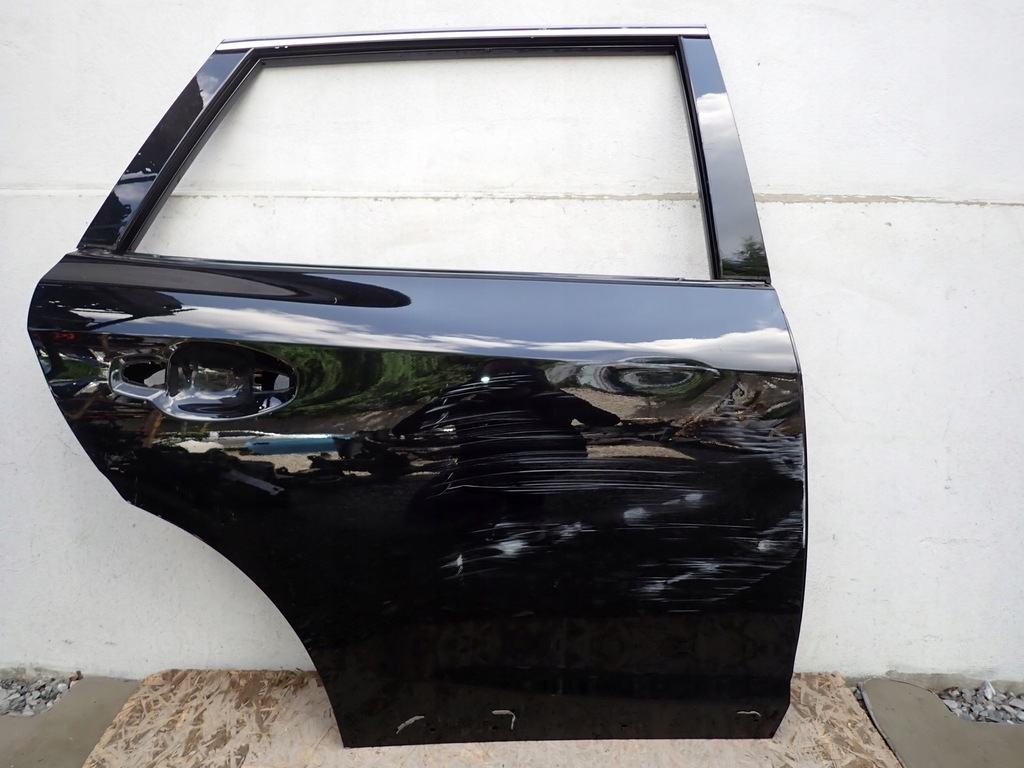 фото №1, Дверь правое задние правый задняя subaru outback 6 vi bt 2020-