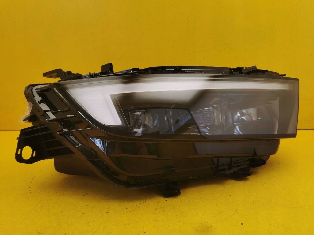 фото №1, Opel astra l vi 6 лампа перед передняя правая full led 9850326580