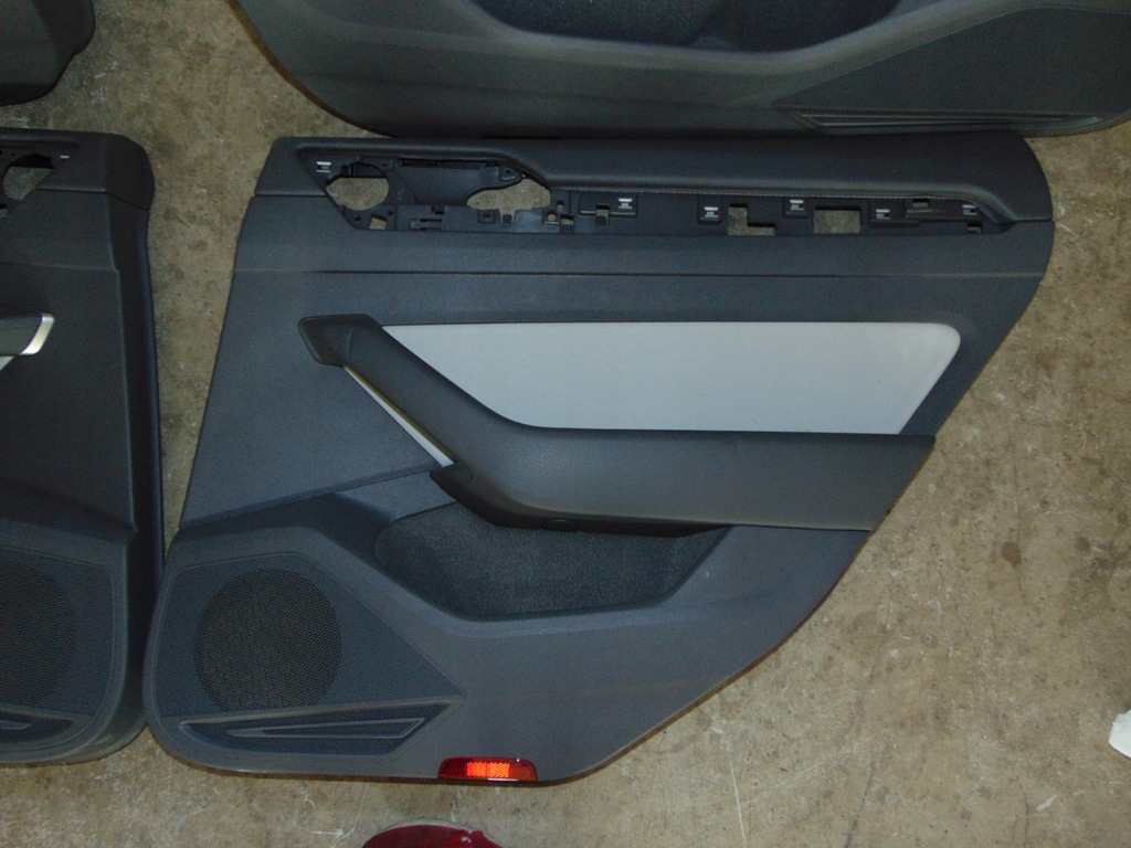 фото №16, Vw arteon салон сидіння заднє сидіння шкіра nowe оббивка