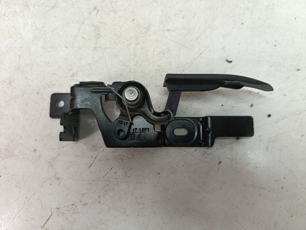 фото №7, Peugeot 301 citroen c-elysee рычаг открывания заливной топлива 9676732080