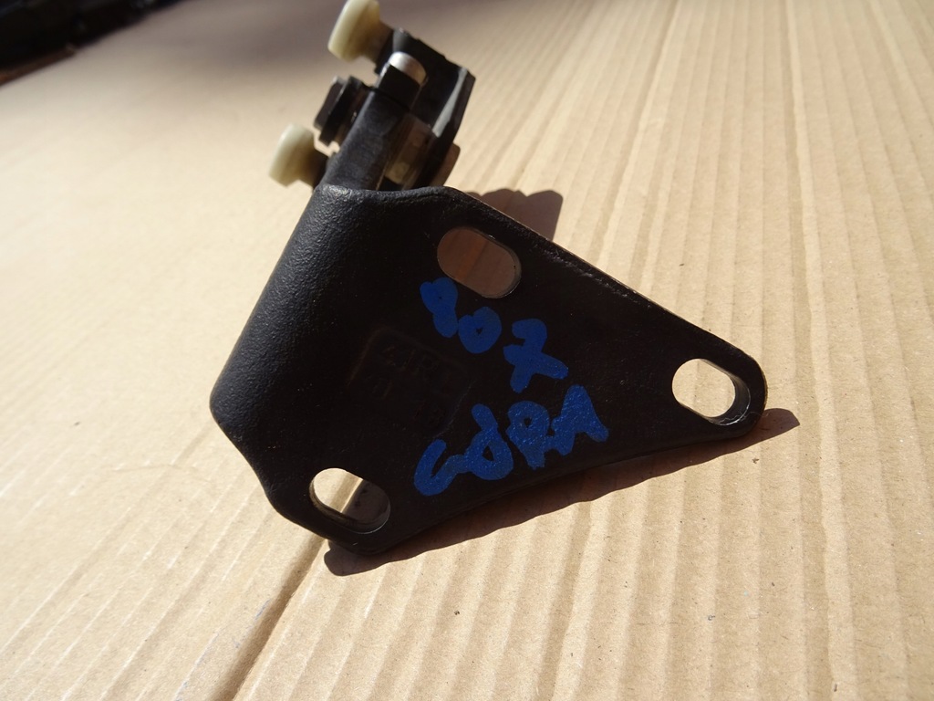 фото №3, Mercedes sprinter 907 ролик дверь a9107605000