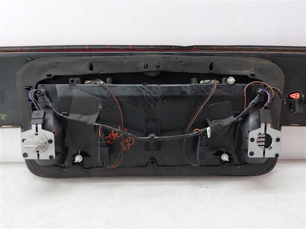 Купити Накладка кришки багажника mercury mystique 1994-2000