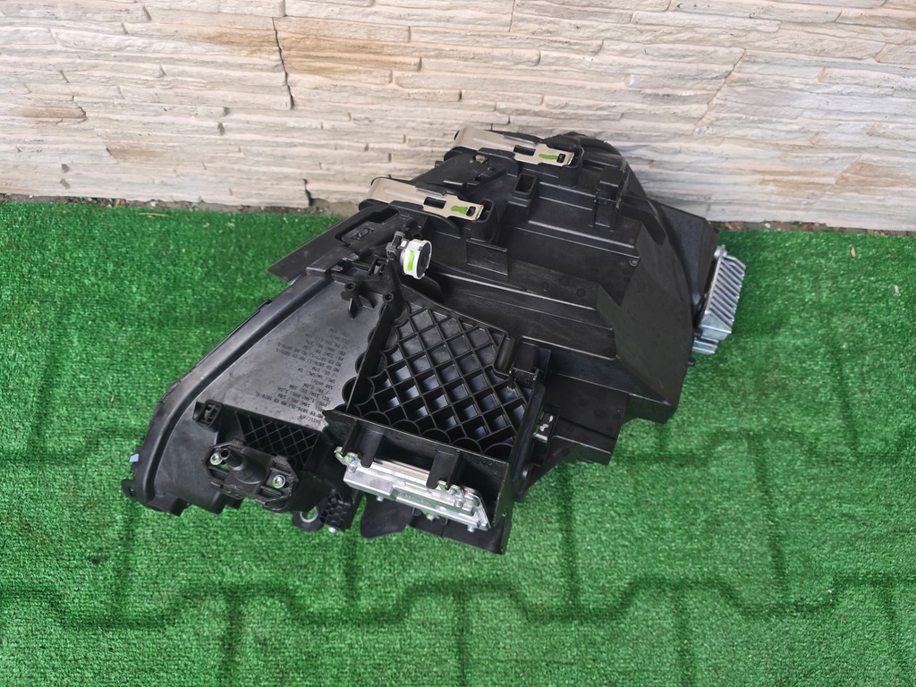 фото №3, Лампа led bmw 2 g42 5a03e31