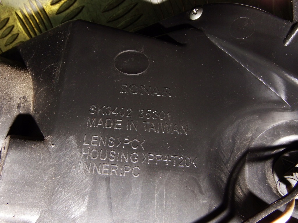 Ліхтарі  передні правий лівий перед sonar daylight led renault laguna 2 Зі Шроту