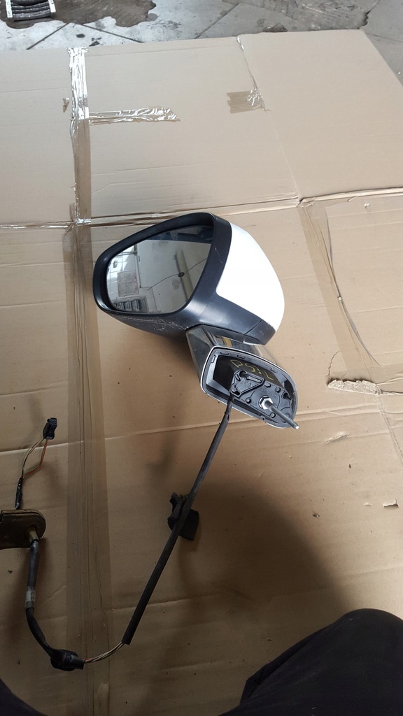 фото №1, Citroen ds3 2010 rok зеркало левая 5 pin uk