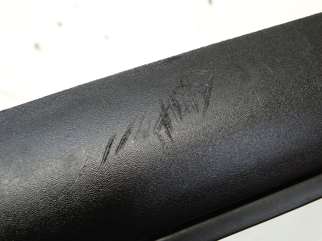 фото №6, Молдинг спойлер накладка-спойлер бампера renault megane iii