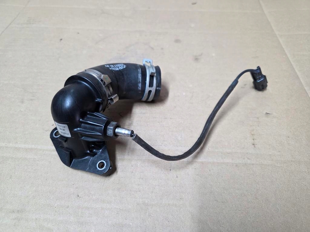 фото №1, Патрубок труба воды megane iv 1.5 dci 147138070r 17