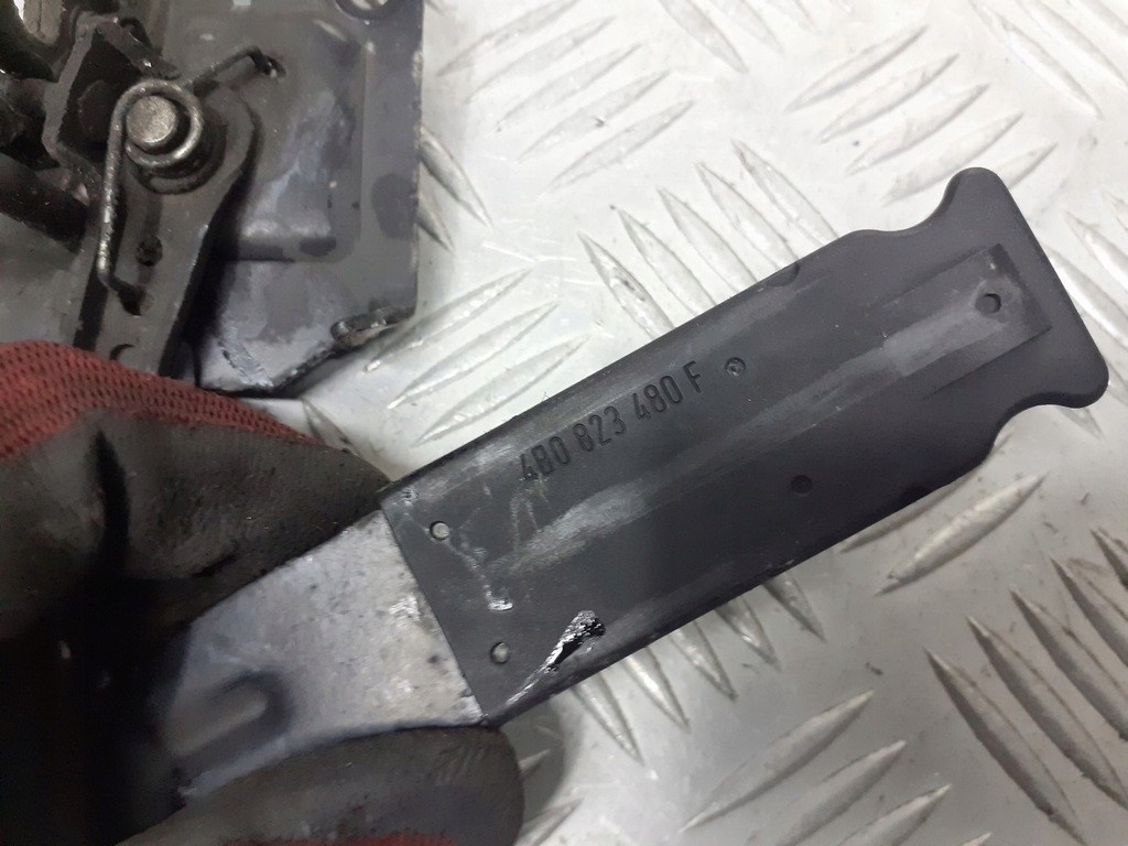 фото №3, Замок тяга капот audi a6 c5