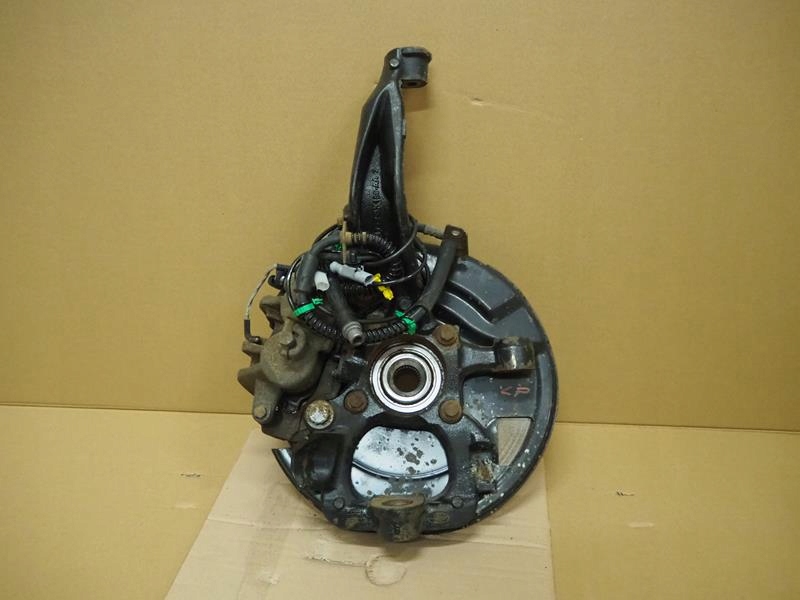 фото №3, Поворотный кулак суппорт левый перед range sport l320