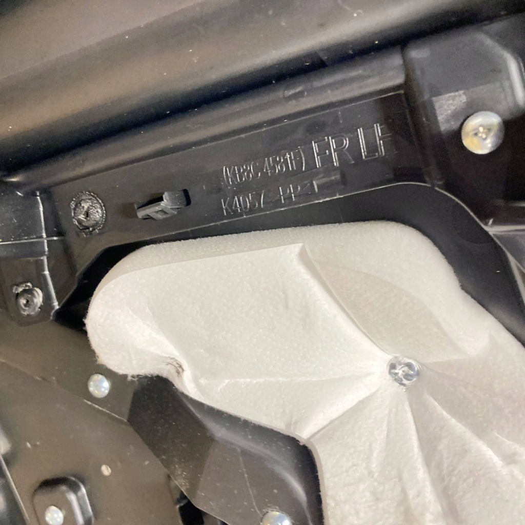 фото №12, Mazda cx-5 ii 2019 ліва сторона обшивки двері