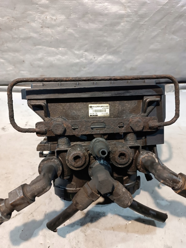 фото №1, Клапан ebs scania оригінальний номер 1442936