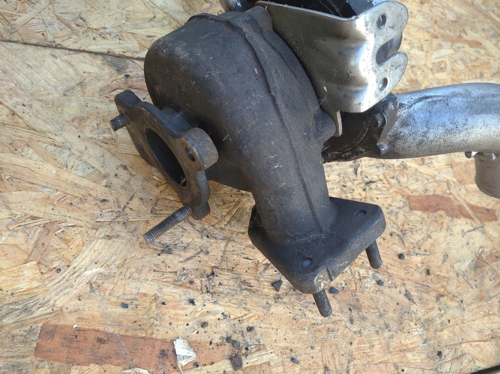 фото №4, Турбонагнетатель турбина 8200113839 renault 2.2 dci