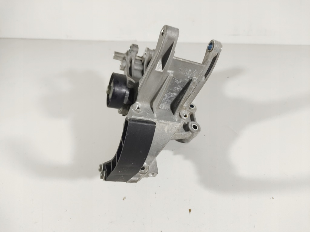 фото №8, Jeep compass 1.4 b 17r- кронштейн кронштейн генератора