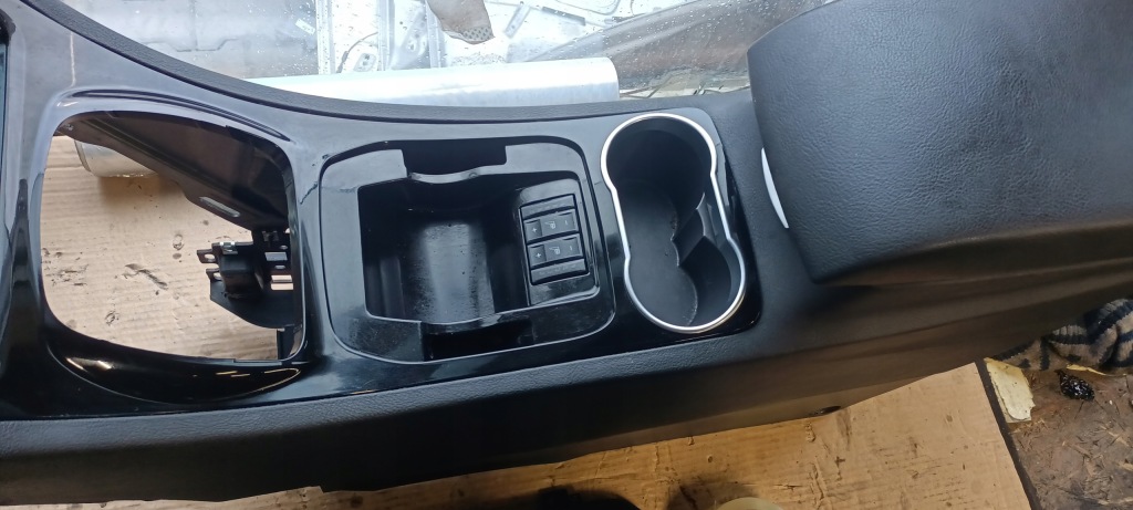 S-max mk1 galaxy mk3 06-14r подлокотник комплектный  piano black европа в Украине