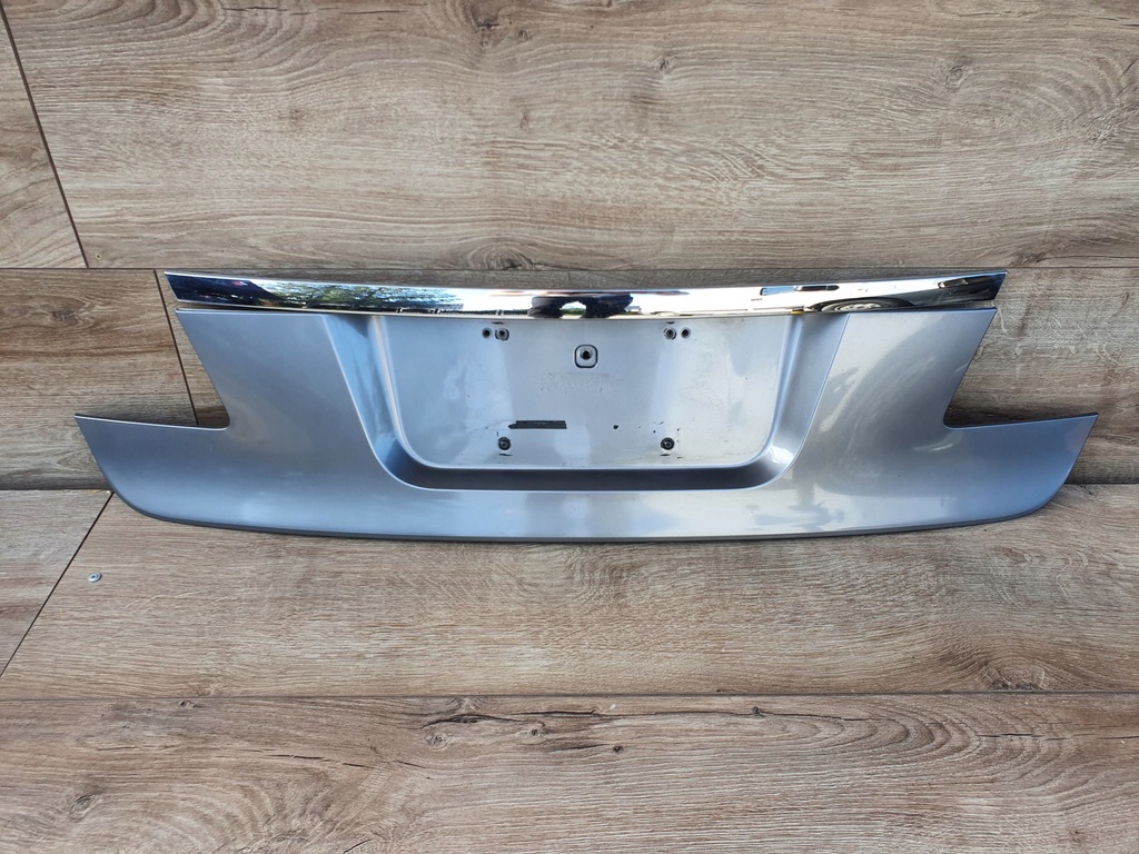 фото №1, Накладка крышки задний a52 bmw 7 f01 f02