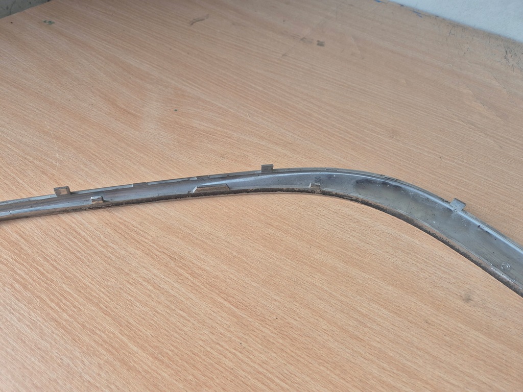 фото №12, Bmw e38 przed lift хромована молдинг бампера права pod омивач