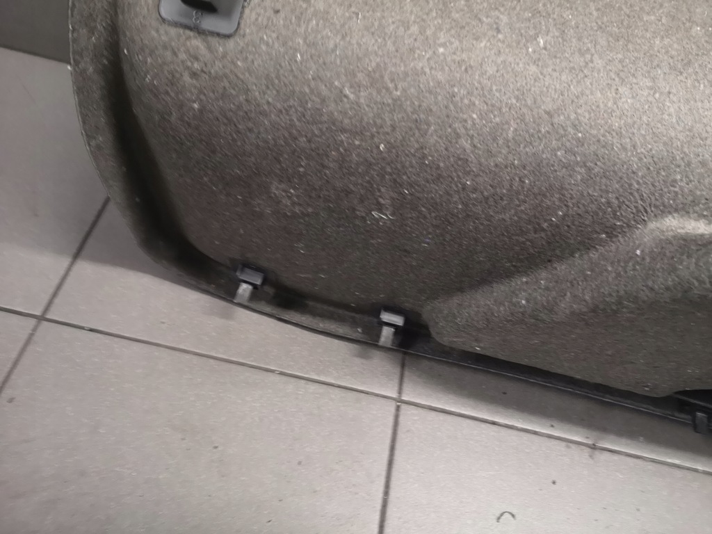 фото №8, Обивка крышки audi a6 c6 sedan 4f5867975j