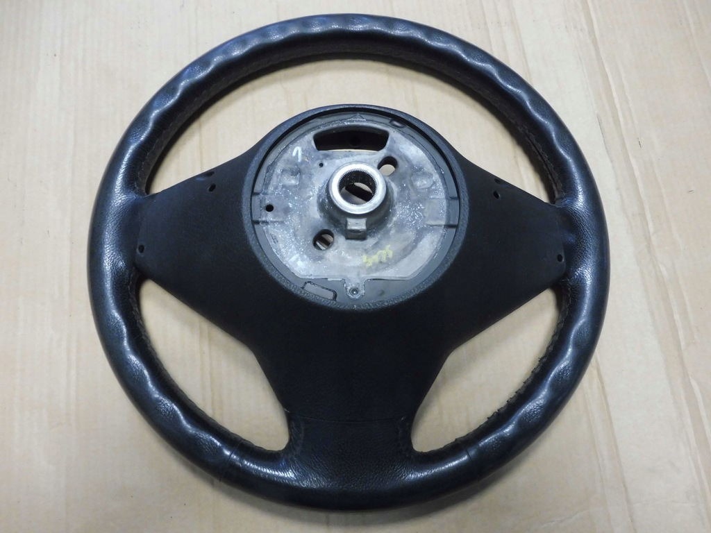 фото №10, Bmw e83 x3 воздуховод кожа белый мультифункция