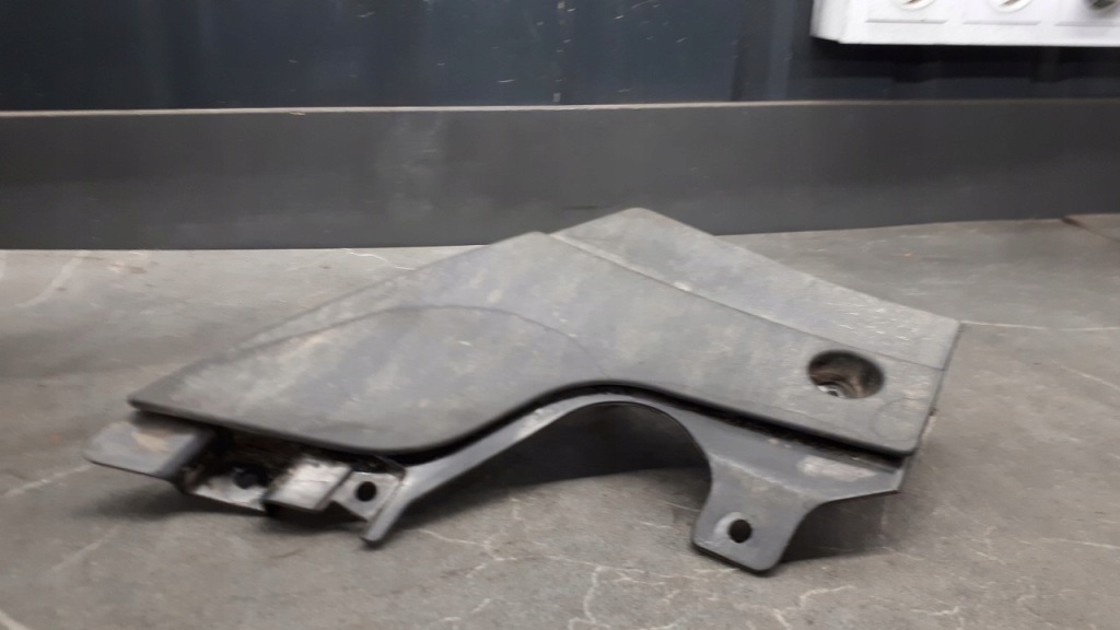 фото №1, 3g0854858 брызговик правый задняя vw passat b8