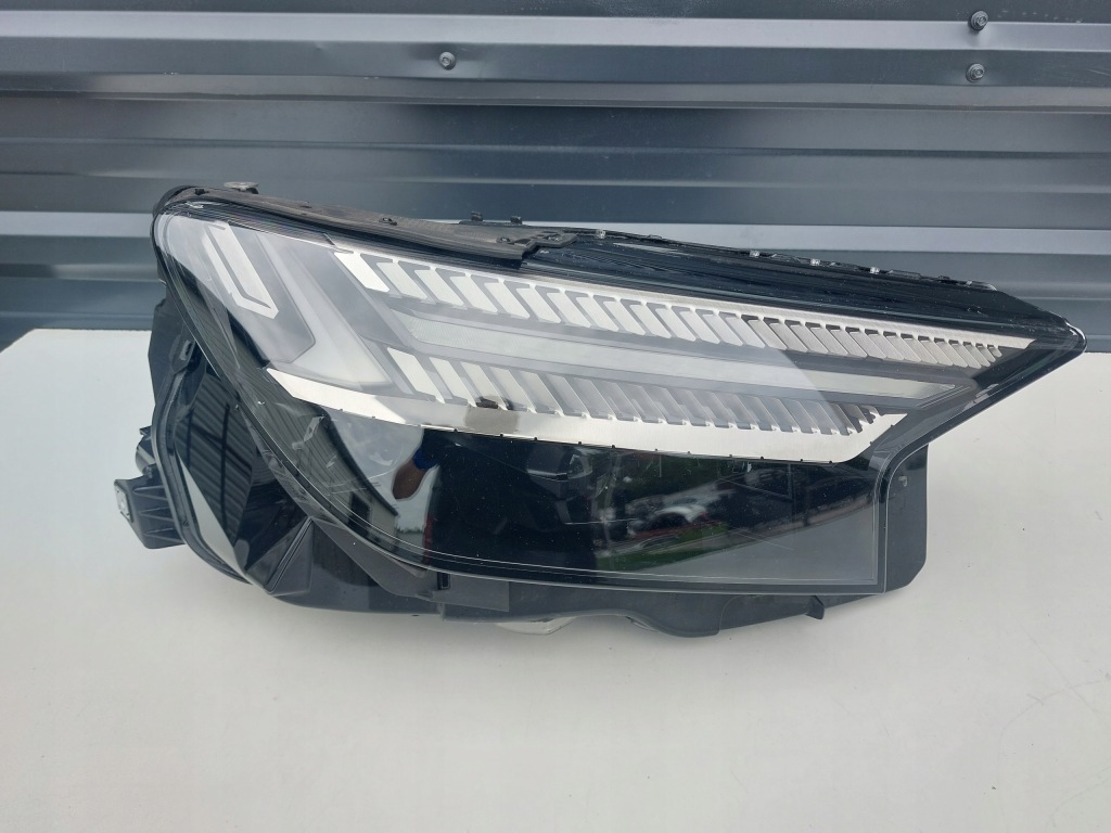 фото №1, Лампа правая перед full led audi q4 e-tron 89a eu
