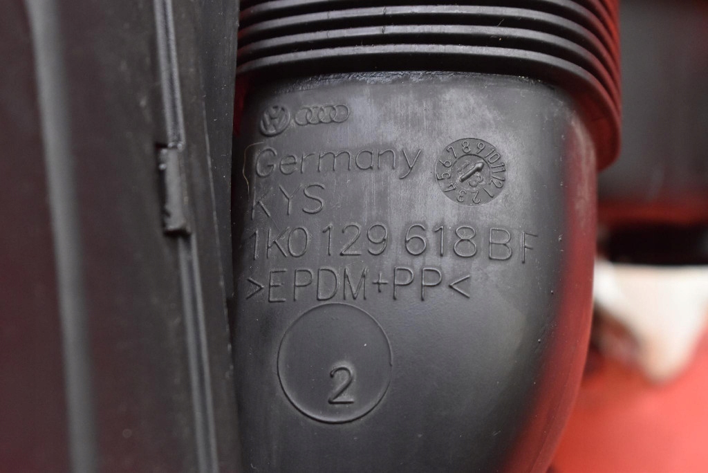 фото №7, Корпус фільтра повітря 1k0129607al skoda yeti 1.4 tsi 122 km lift 13-18