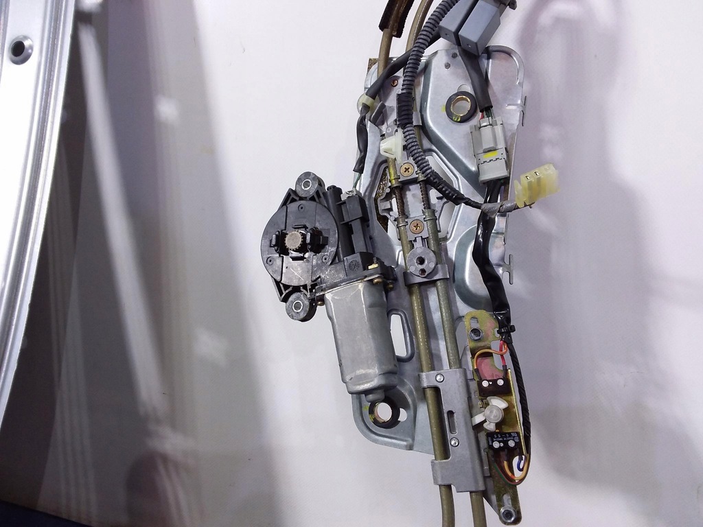 фото №6, Honda civic vii 5d hb люк електричний