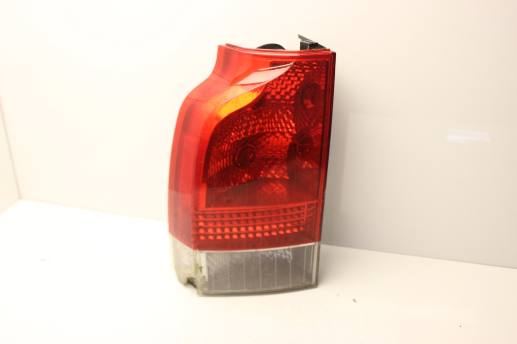 фото №1, Volvo v70 xc70 ii lift 05r- лампа ліва задня лівий задня