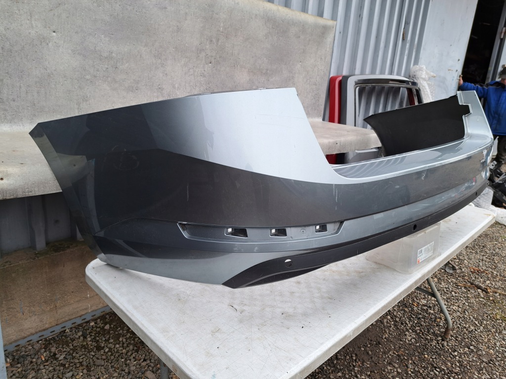 фото №7, Skoda superb iii kombi бампер задня 3v9807421