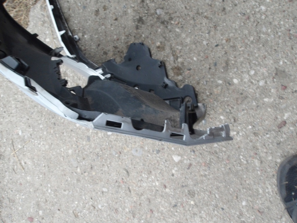 фото №4, Бампер перед передний renault clio v 19- 620221350r