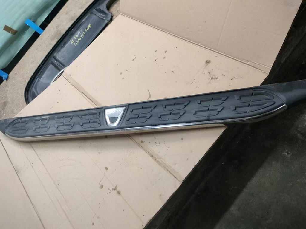 фото №1, Молдинг поріг поріг duster ii права = ліва оригінальний номер