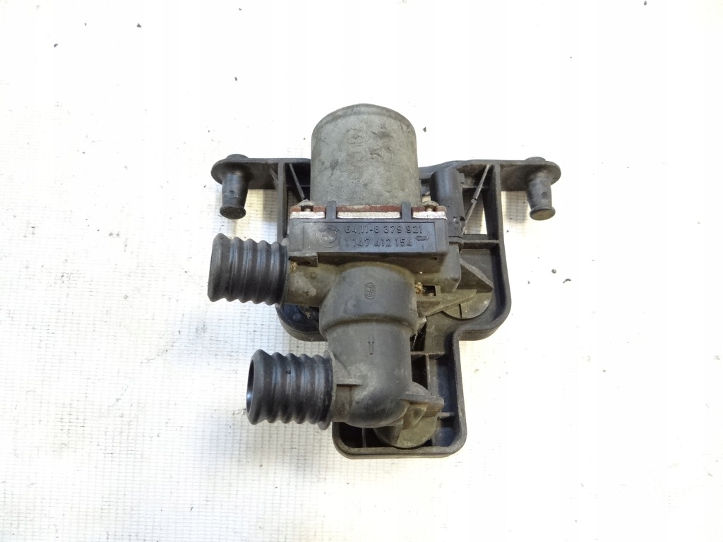 Електроклапан обігріву bmw e61 e60 e53 e39 8379921 Зі Шроту