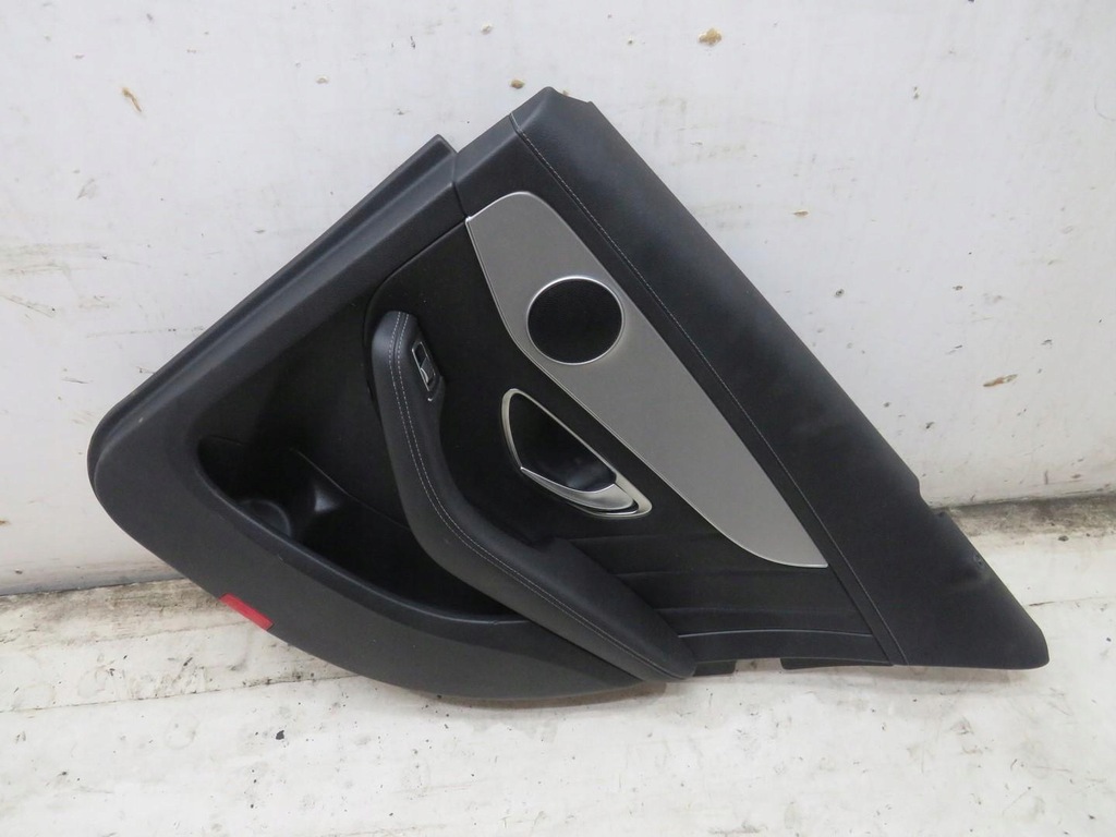 фото №1, Обшивка двері правий задня sedan mercedes w205